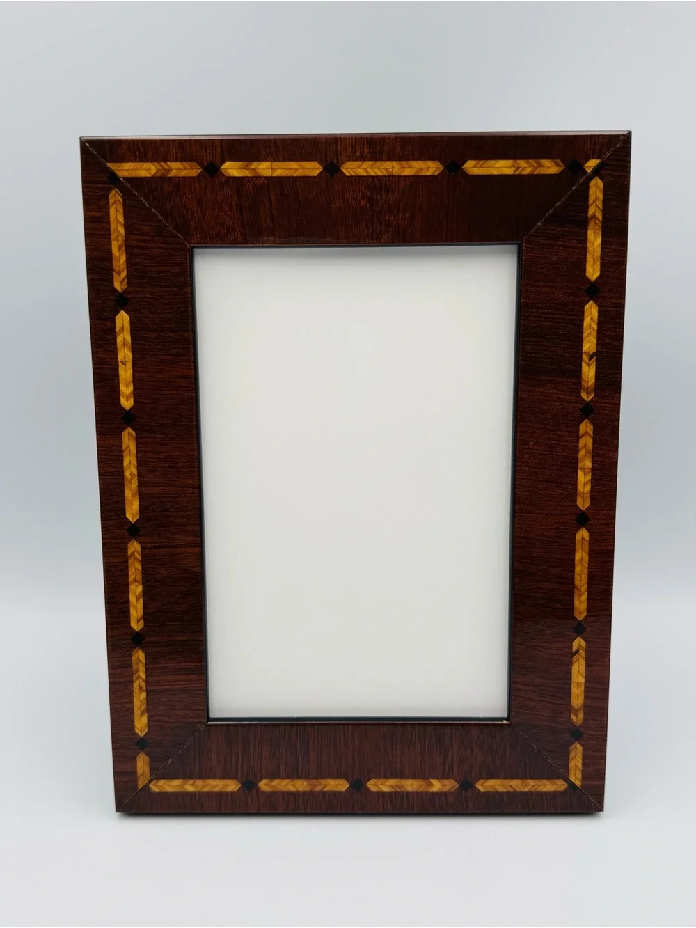 Ashley Hall Picture Frame 4X6 Finest European Moulding Brown & Gold